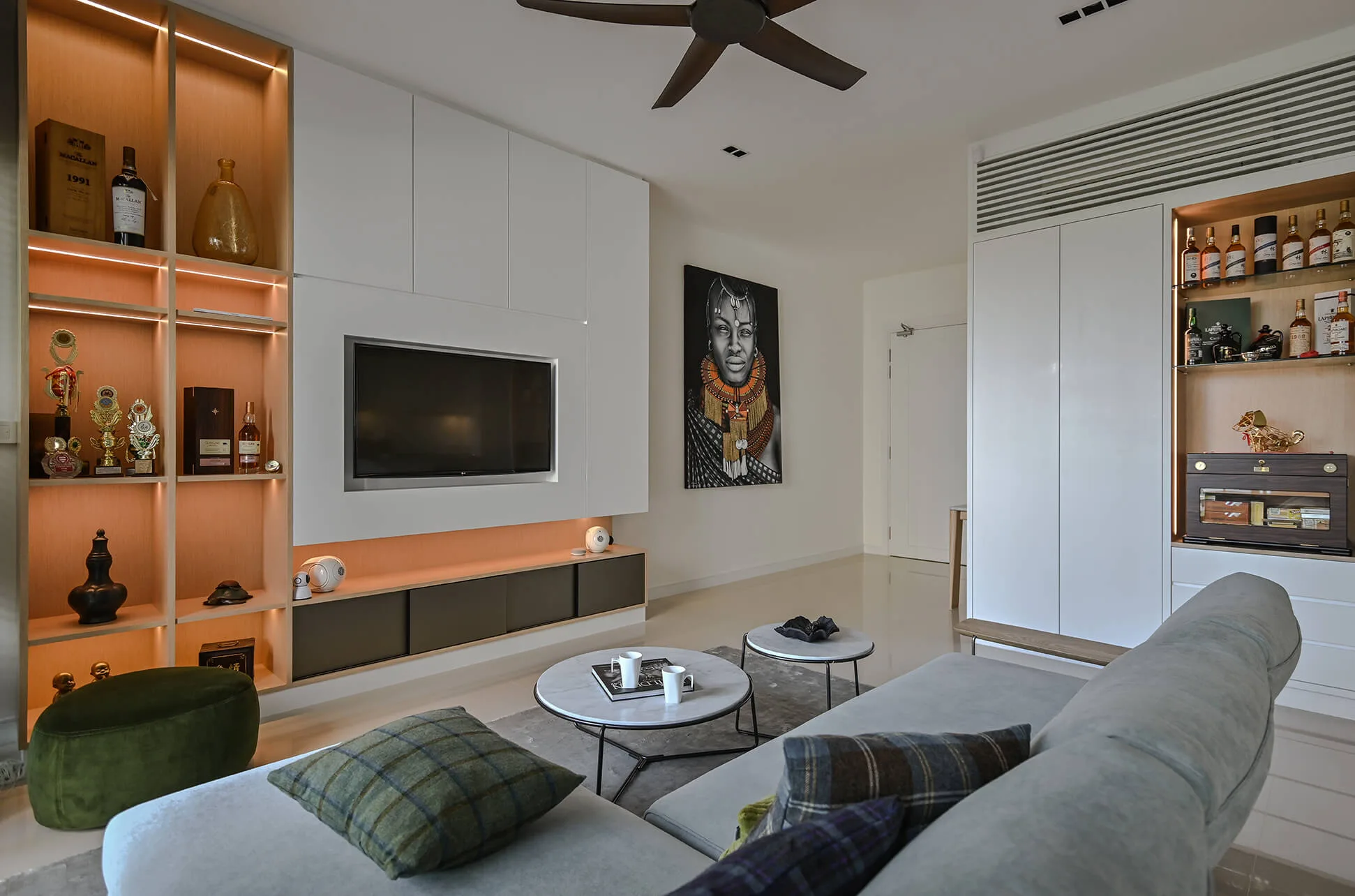 Sleek Living Room with White Color Palette