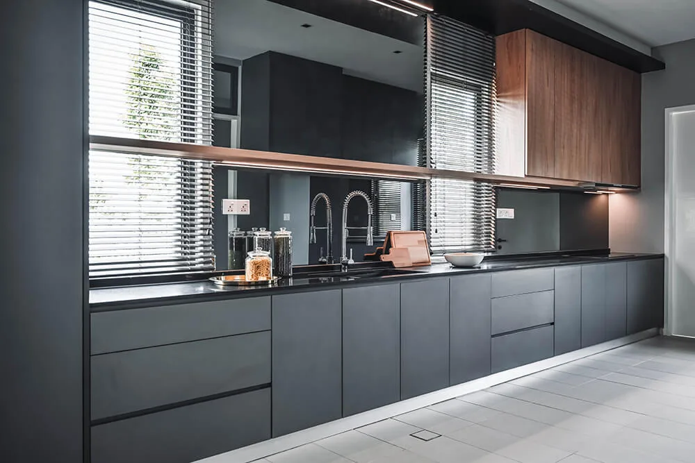 Sleek and Functional Kitchen Design